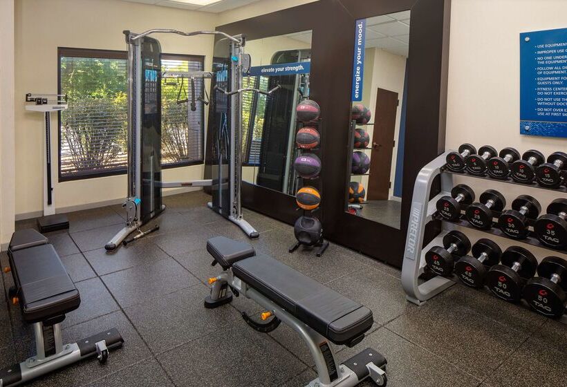 هتل Hampton Inn & Suites Nashvilleairport