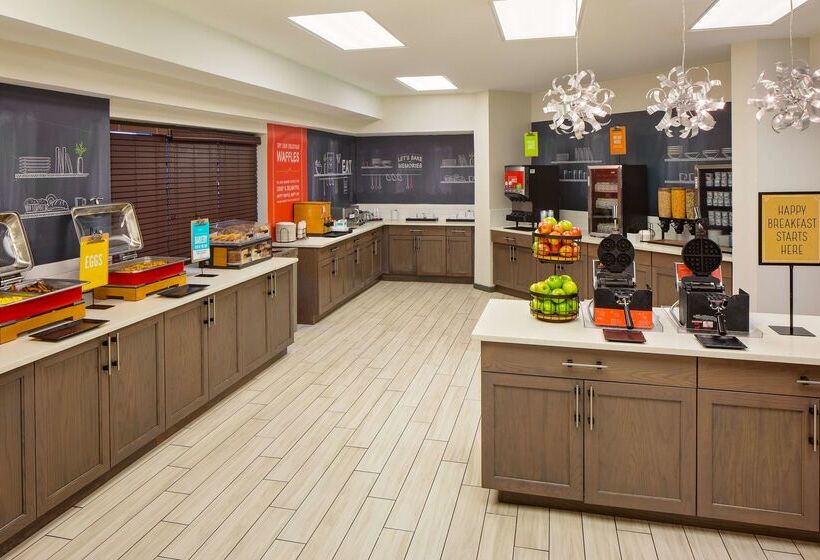 هتل Hampton Inn & Suites Nashvilleairport