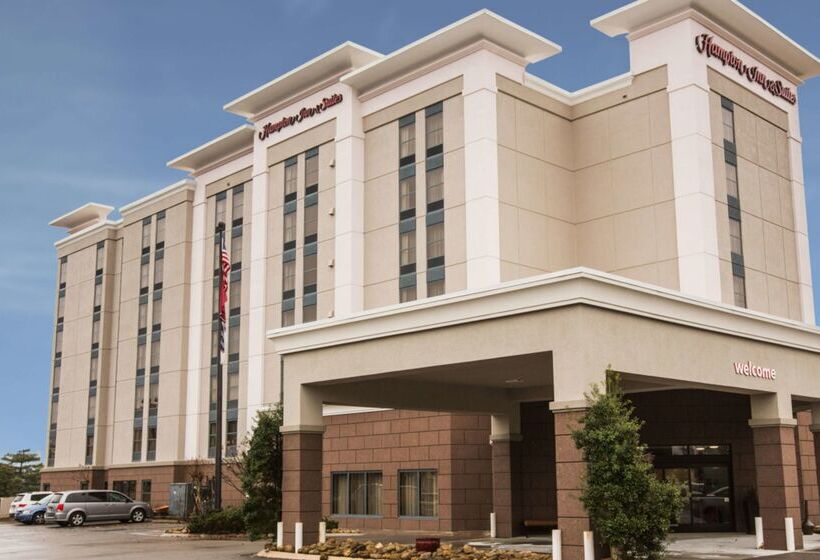 هتل Hampton Inn & Suites Nashvilleairport