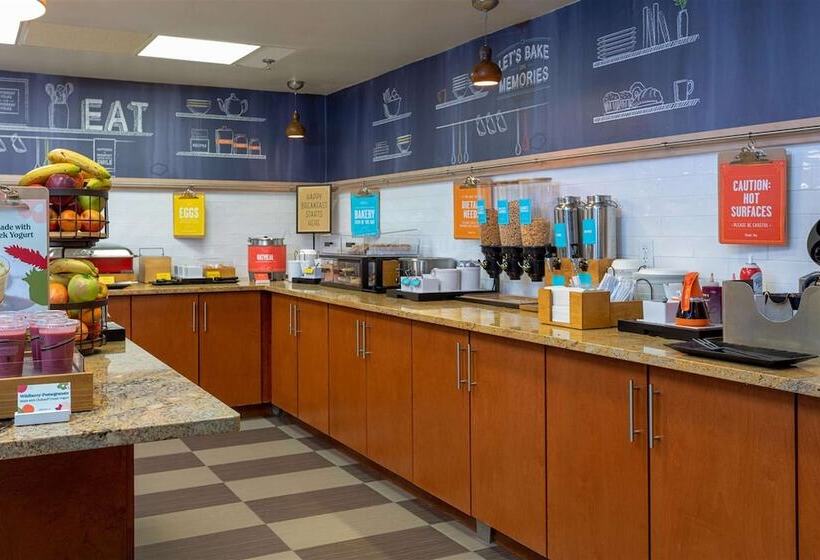 فندق Hampton Inn Williamsportdowntown