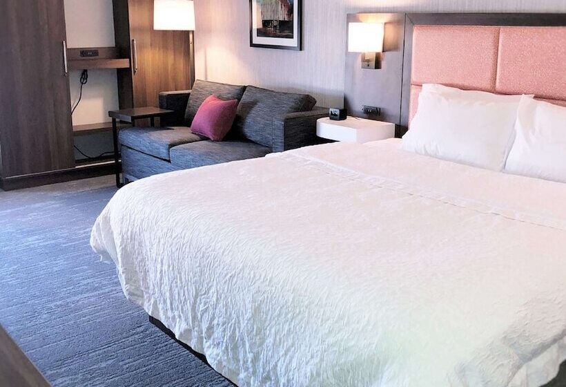 فندق Hampton Inn Williamsportdowntown