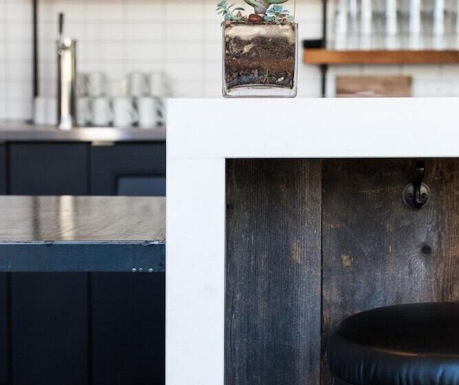 호텔 Hanford House Inn