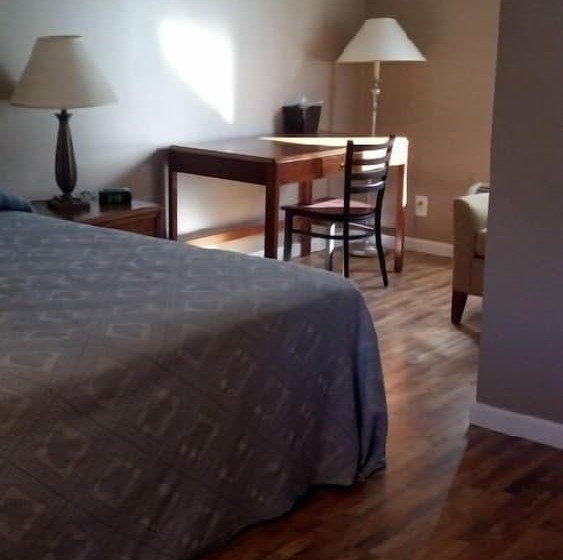 فندق Edmond S Au Gres Inn