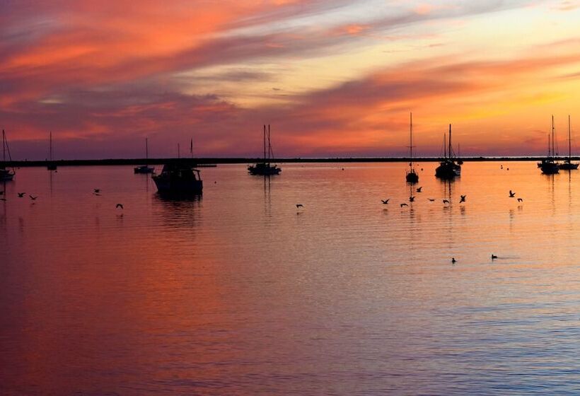 호텔 Harbor View Inn