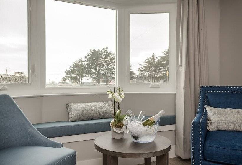 호텔 Harbor View Inn