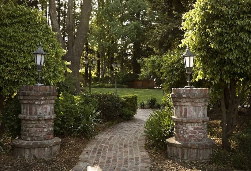 ホテル Harvest Inn