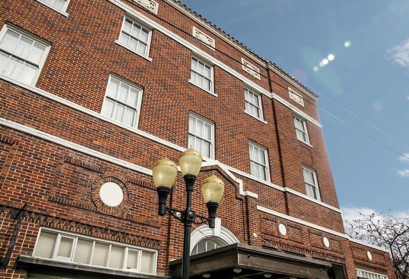 فندق Hassayampa Inn