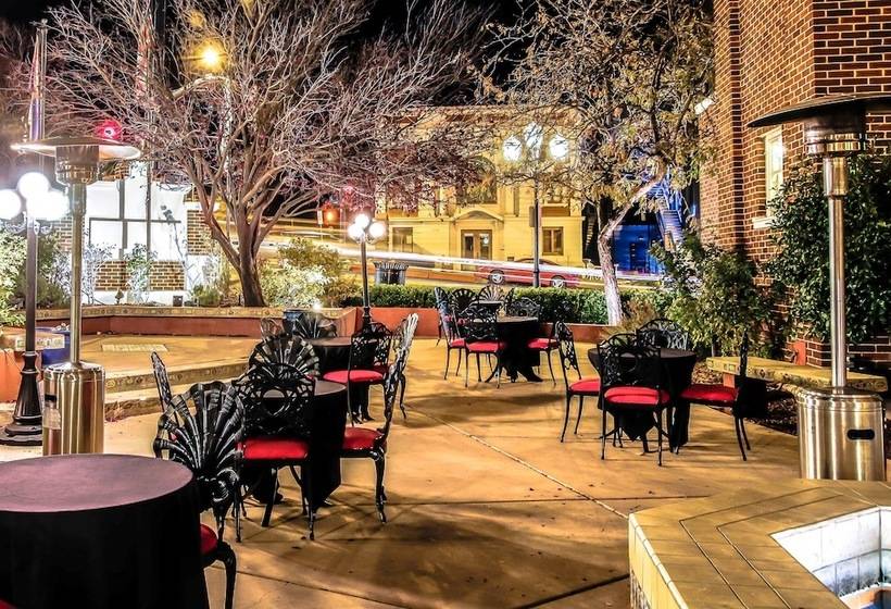 فندق Hassayampa Inn