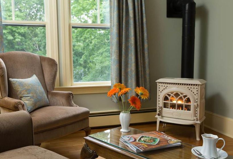 Отель Hawthorn Inn