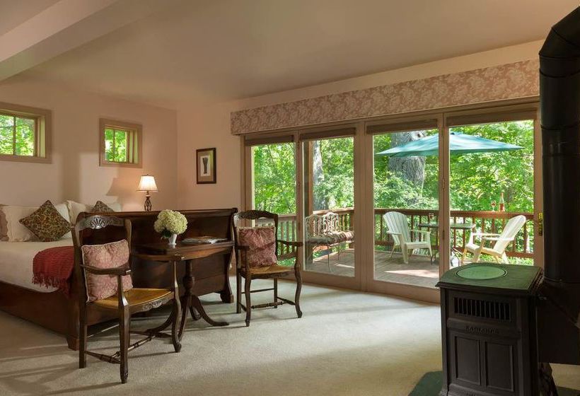 فندق Hawthorn Inn