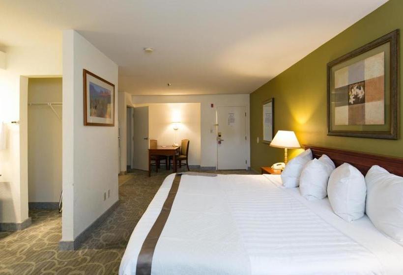 Отель Hawthorn Suites Sacramento