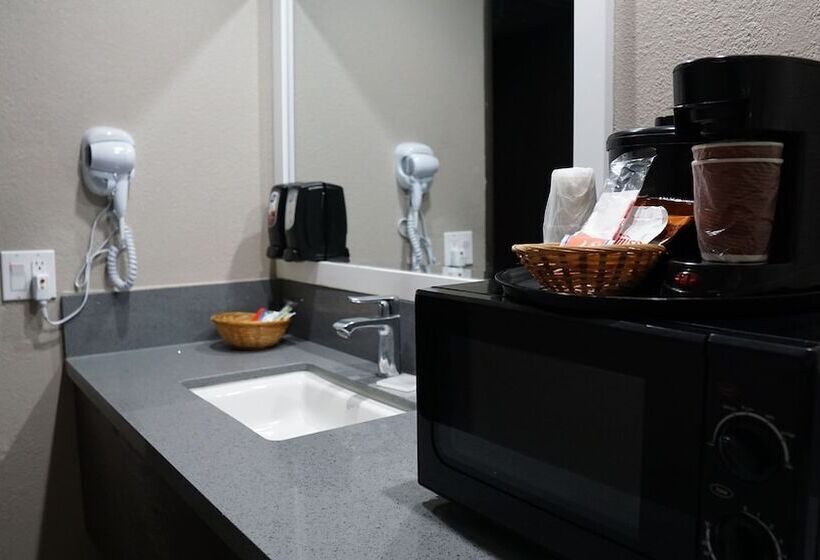 فندق Hawthorne Plaza Inn Near Lax