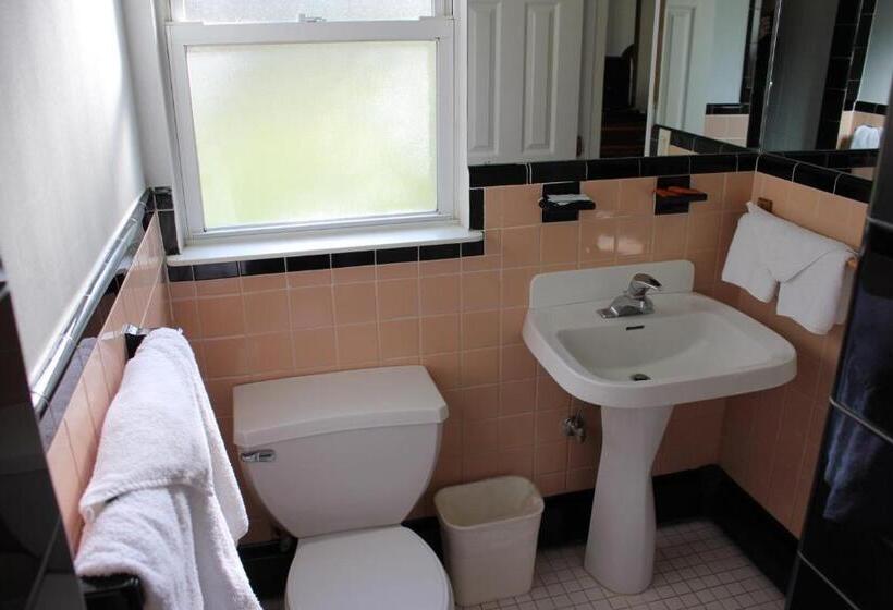 בית מלון כפרי Heidi's Inn