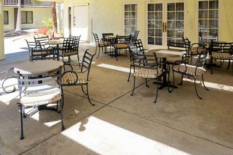 فندق Red Roof Inn Ridgecrest