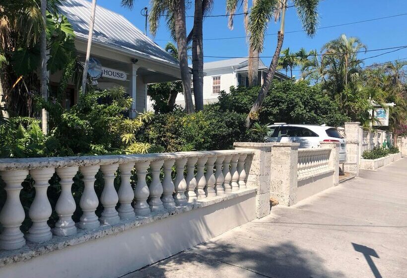 فندق Heron House   Adult Only