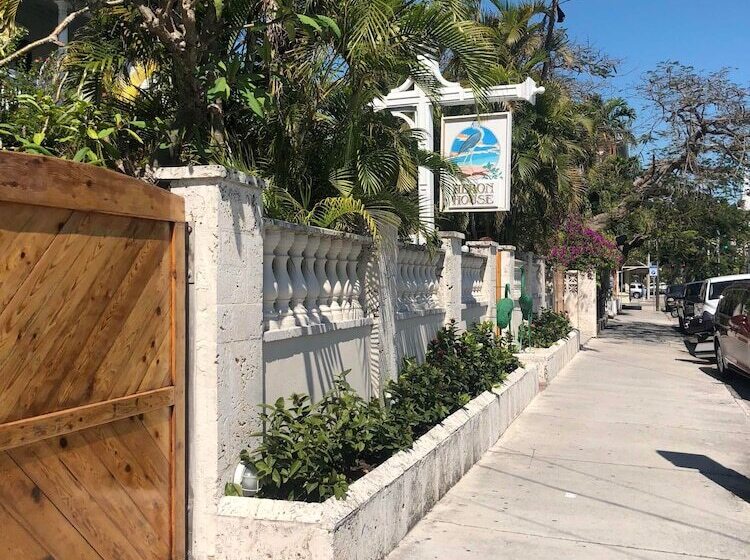 فندق Heron House   Adult Only