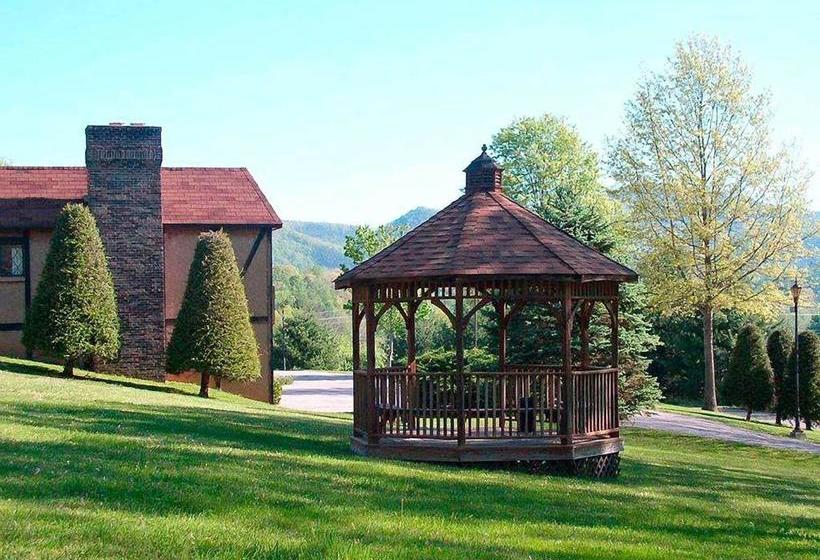 فندق Highland Manor Inn