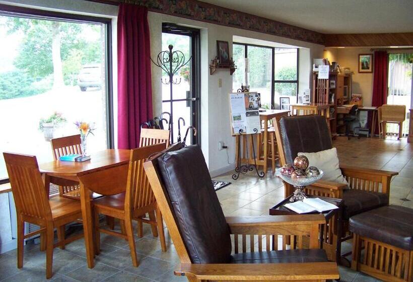 فندق Highland Manor Inn