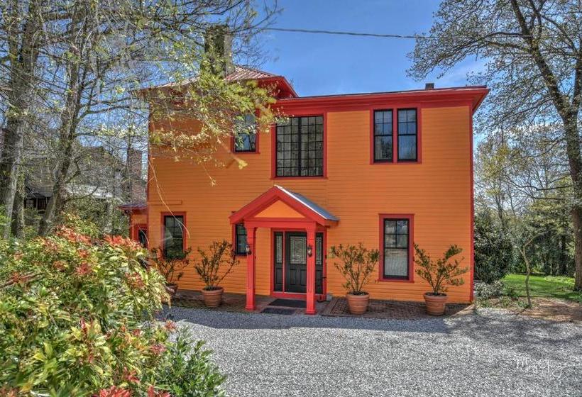 호텔 Hill House Bed And Breakfast