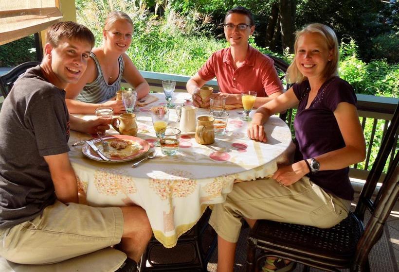 호텔 Hill House Bed And Breakfast