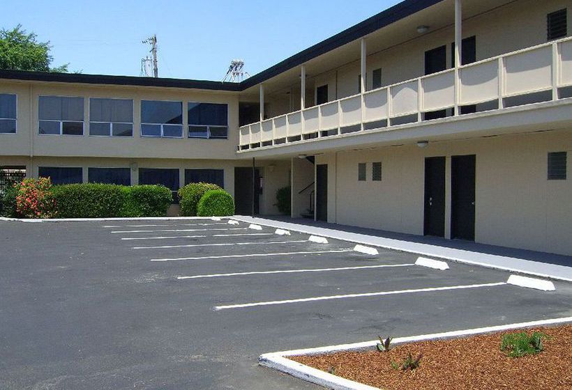 בית מלון כפרי Hillsdale Inn