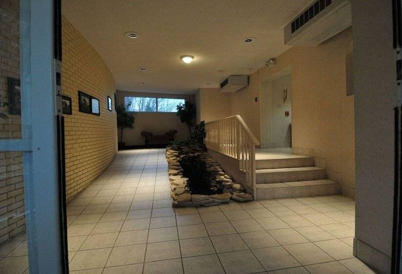 فندق Hillside Inn