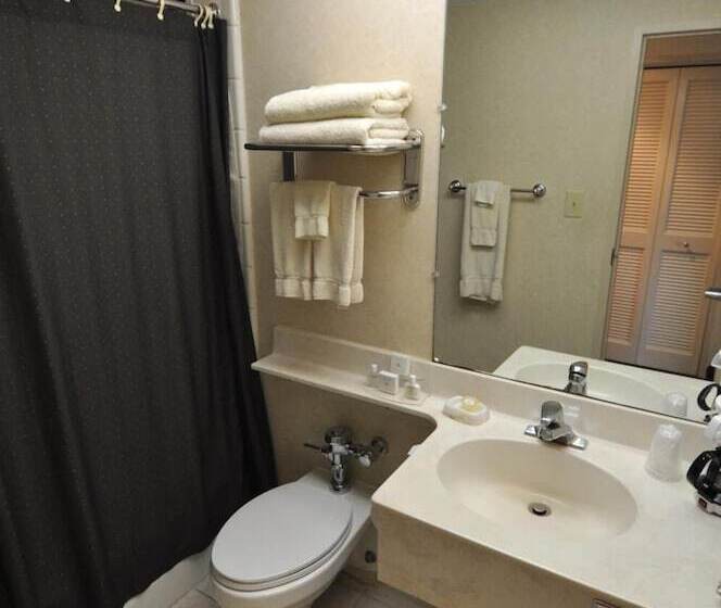 فندق Hillside Inn