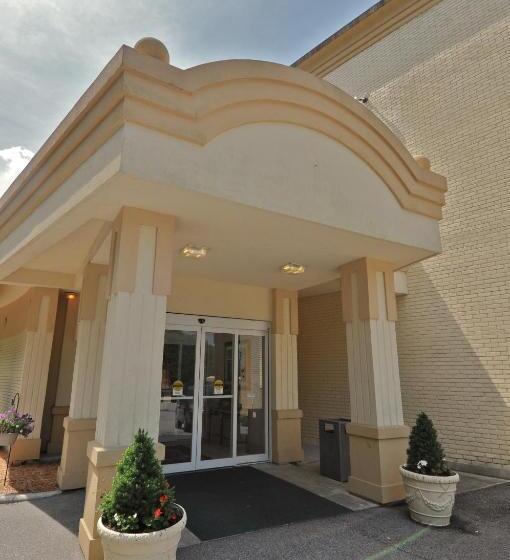 فندق Hillside Inn