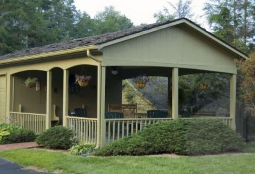 فندق Hillwinds Inn   Blowing Rock