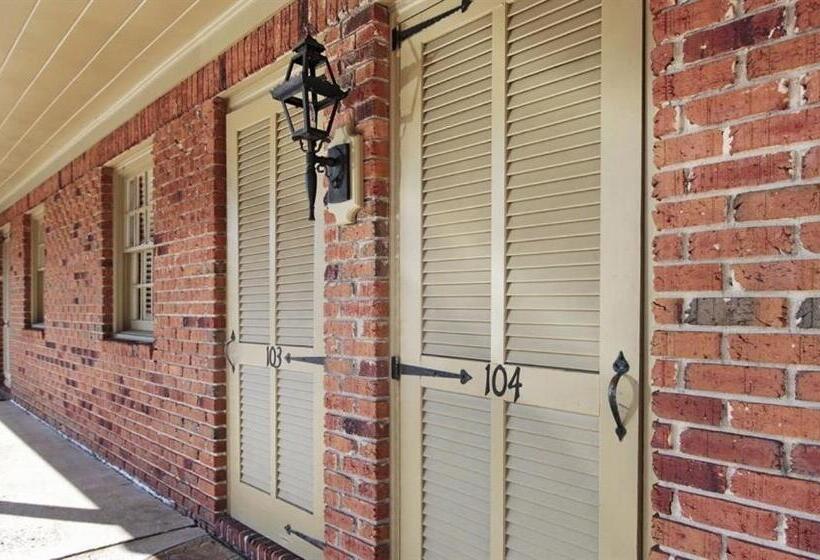 فندق Hillwinds Inn   Blowing Rock