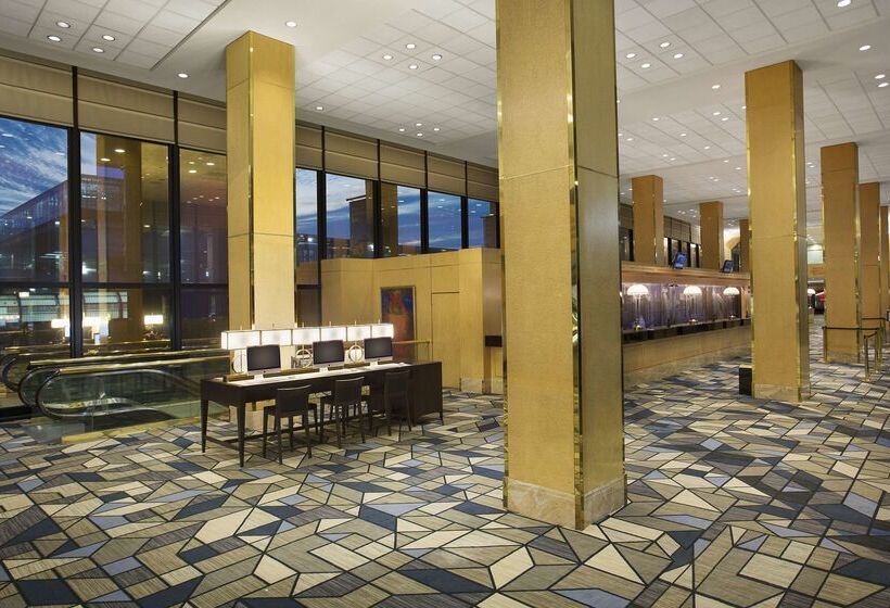هتل Hilton Chicago O'Hare Airport