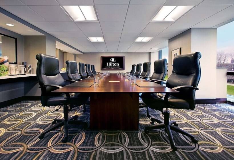 هتل Hilton Chicago O'Hare Airport