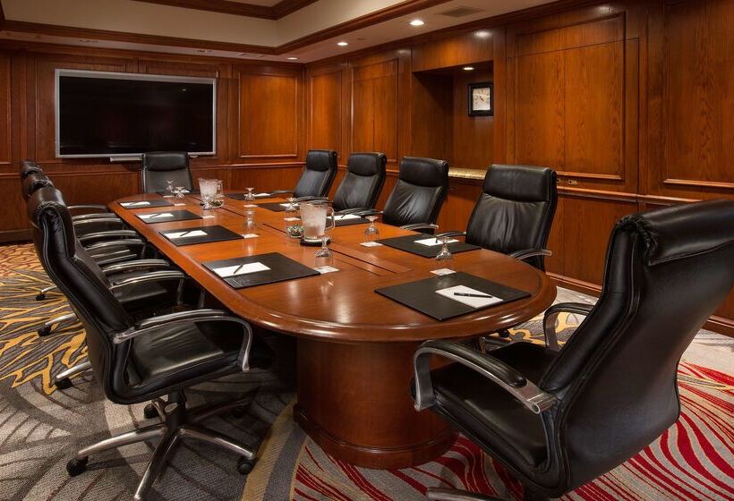 فندق Hilton Chicago/northbrook