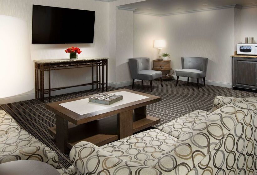 فندق Hilton Chicago/northbrook