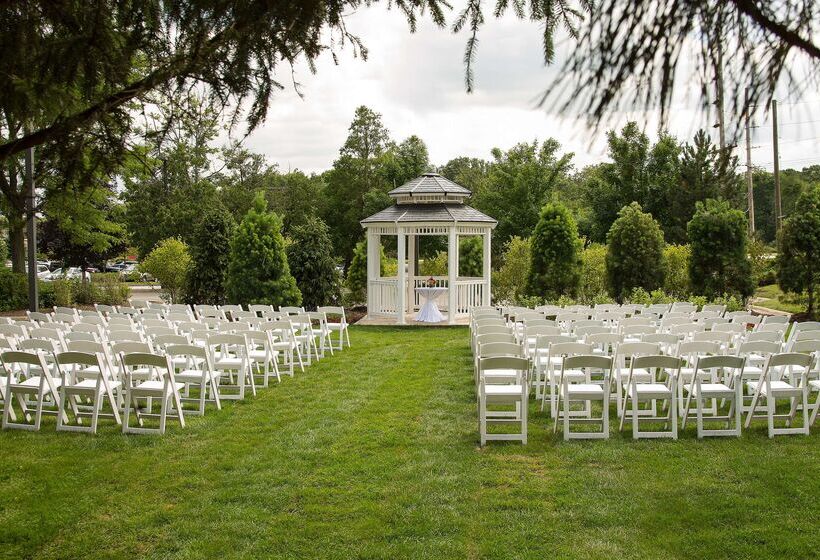 فندق Hilton Chicago/northbrook