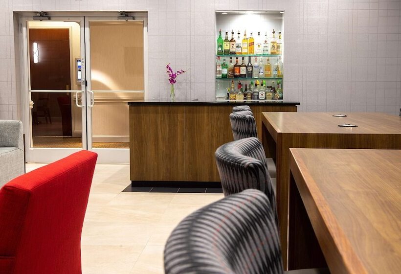 فندق Hilton Chicago/northbrook