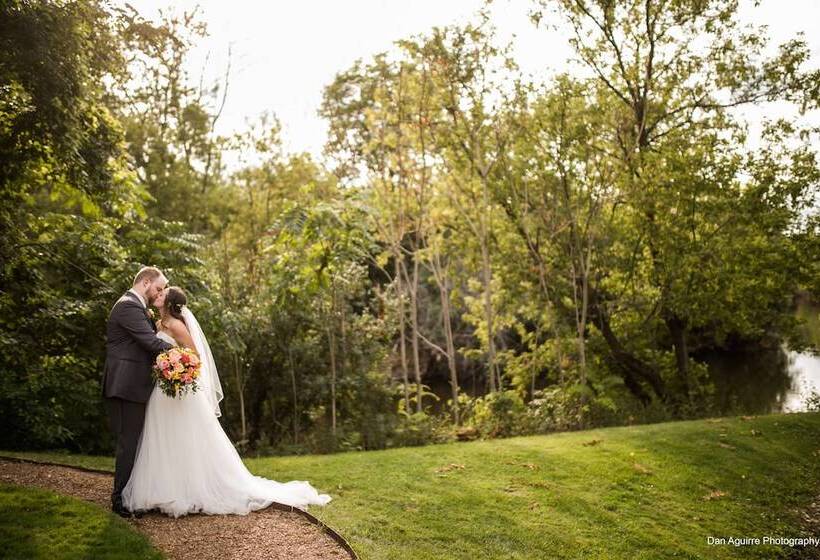 فندق Hilton Chicago/northbrook