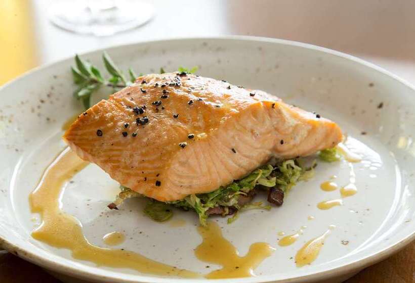 فندق Hilton Chicago/northbrook