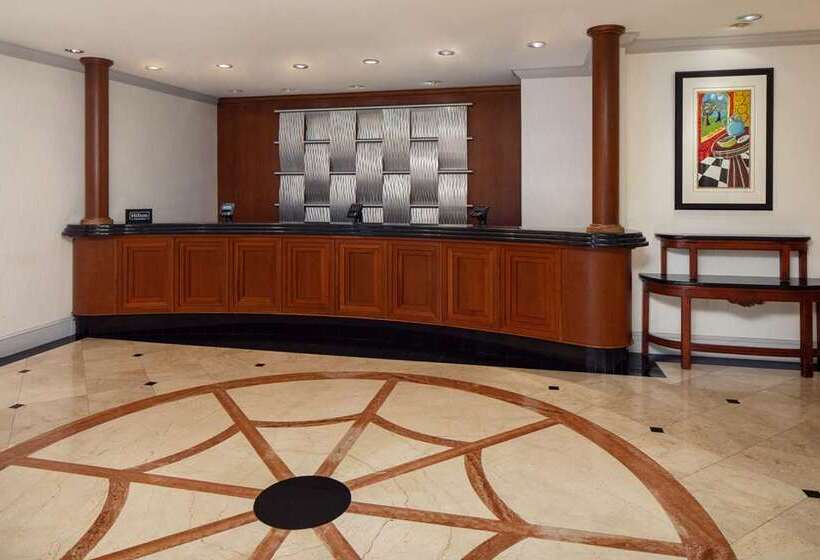 فندق Hilton Chicago/northbrook