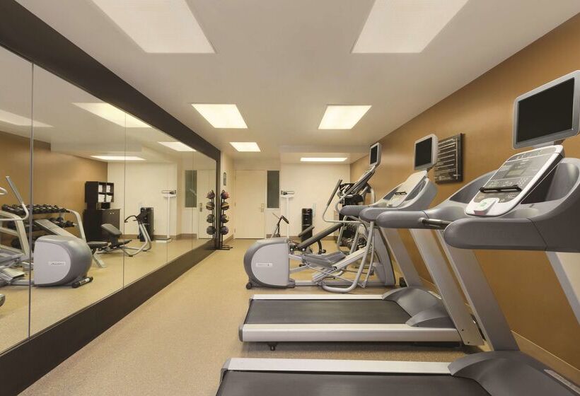 فندق Hilton Garden Inn Anaheim Garden Grove