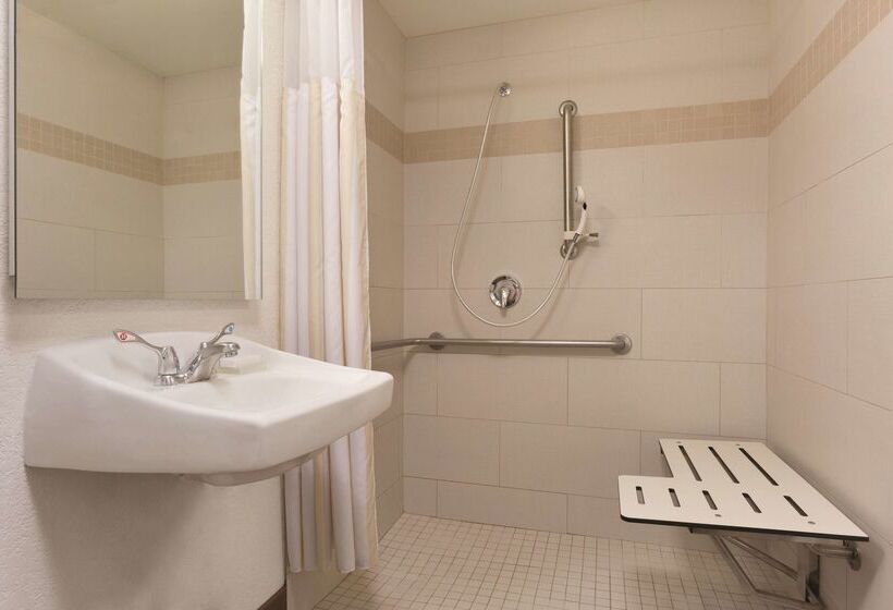 فندق Hilton Garden Inn Anaheim Garden Grove