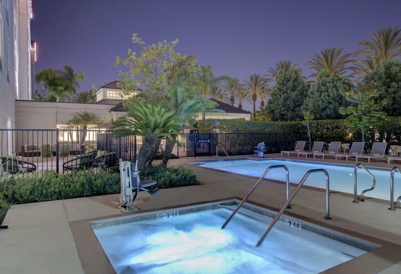 فندق Hilton Garden Inn Anaheim Garden Grove