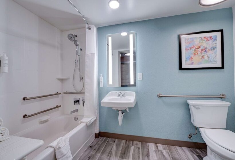 فندق Hilton Garden Inn Anaheim Garden Grove