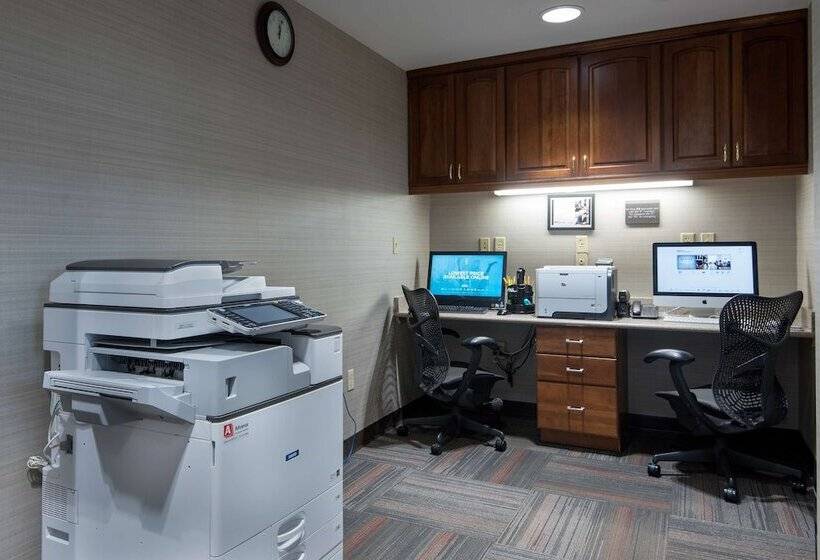 فندق Hilton Garden Inn Owings Mills