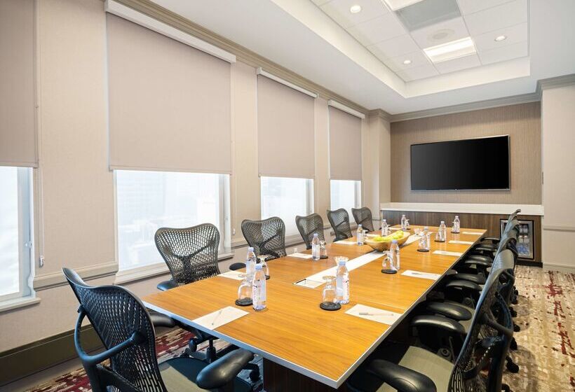 هتل Hilton Garden Inn Chicago Downtown/magnificent Mile