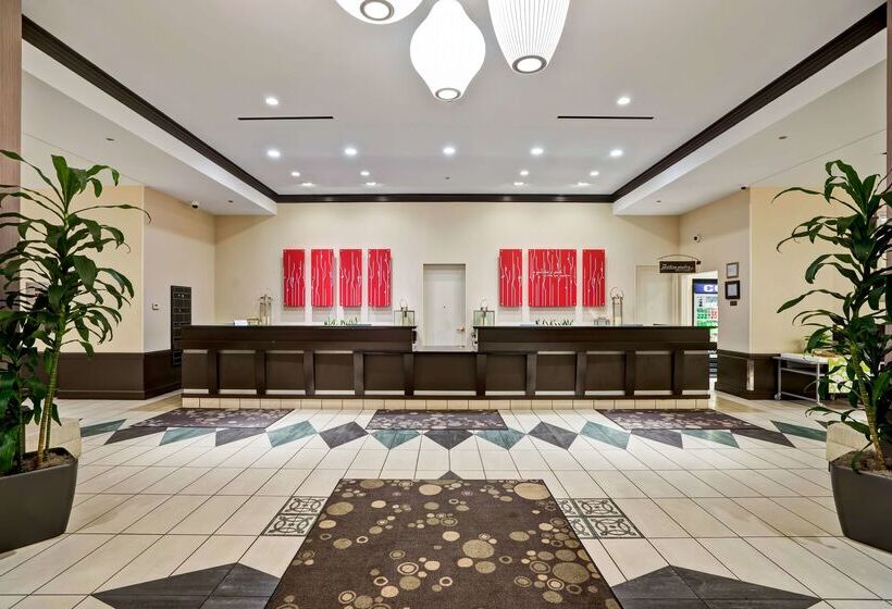 هتل Hilton Garden Inn Chicago Downtown/magnificent Mile