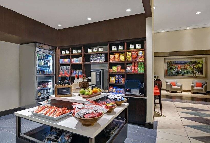 هتل Hilton Garden Inn Chicago Downtown/magnificent Mile