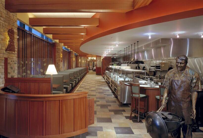 هتل Hilton Garden Inn Chicago Downtown/magnificent Mile