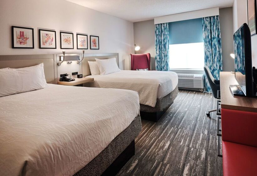 בית מלון כפרי Hilton Garden Inn Denver Airport