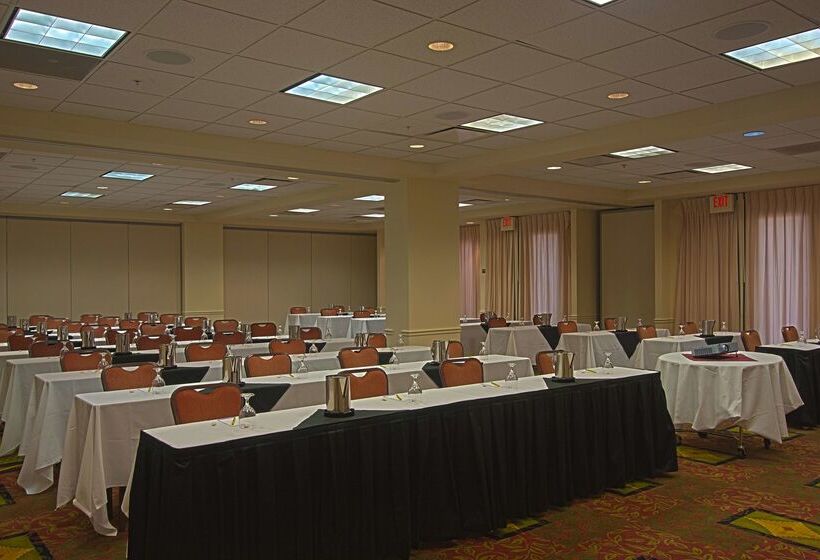 בית מלון כפרי Hilton Garden Inn Denver Airport